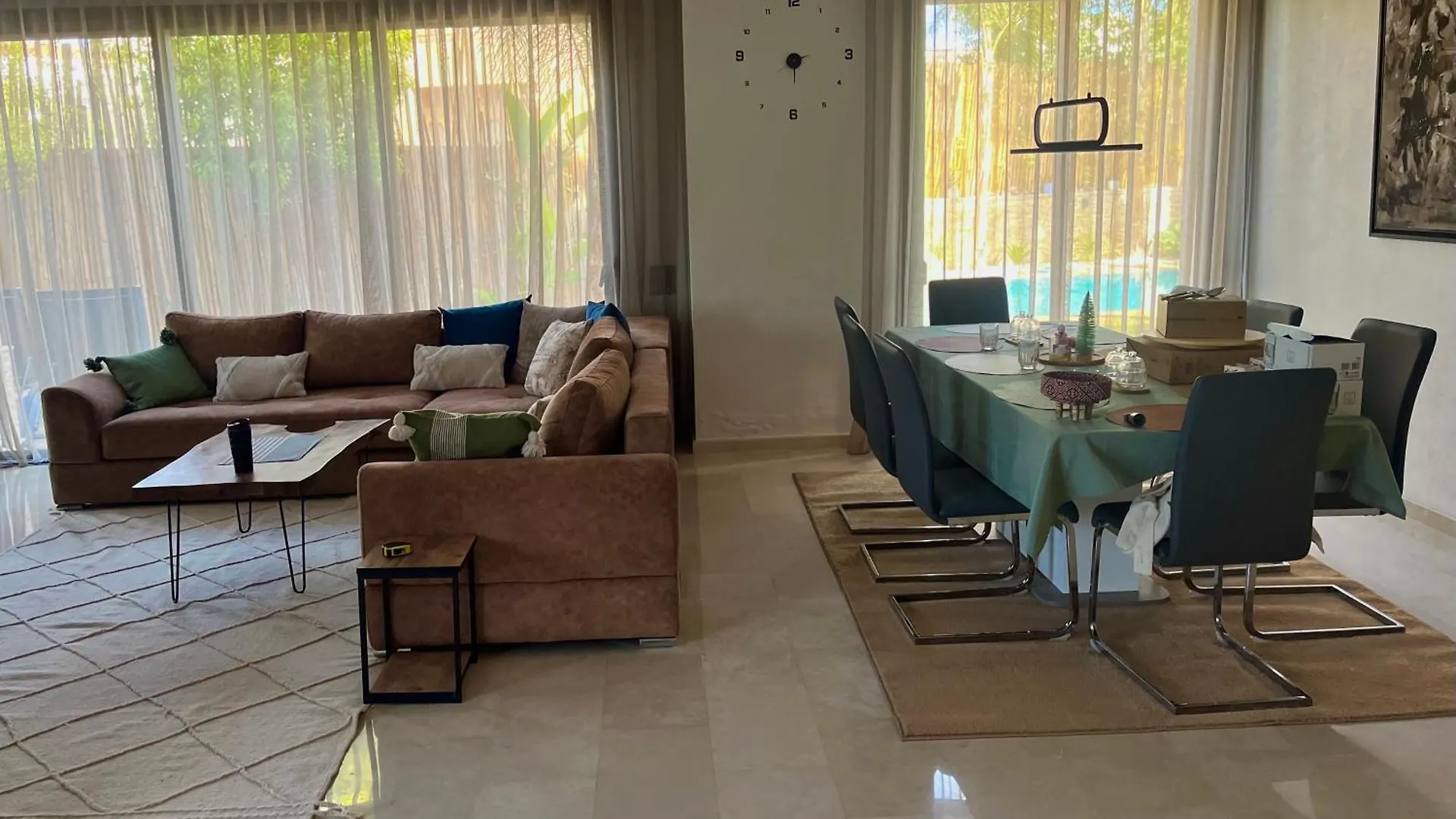 Exotic Vip Villa Family Only -Service Chambre,Billard,Ping-Pong,Piscine Privee Chauffee Sur Demande Marrakesh