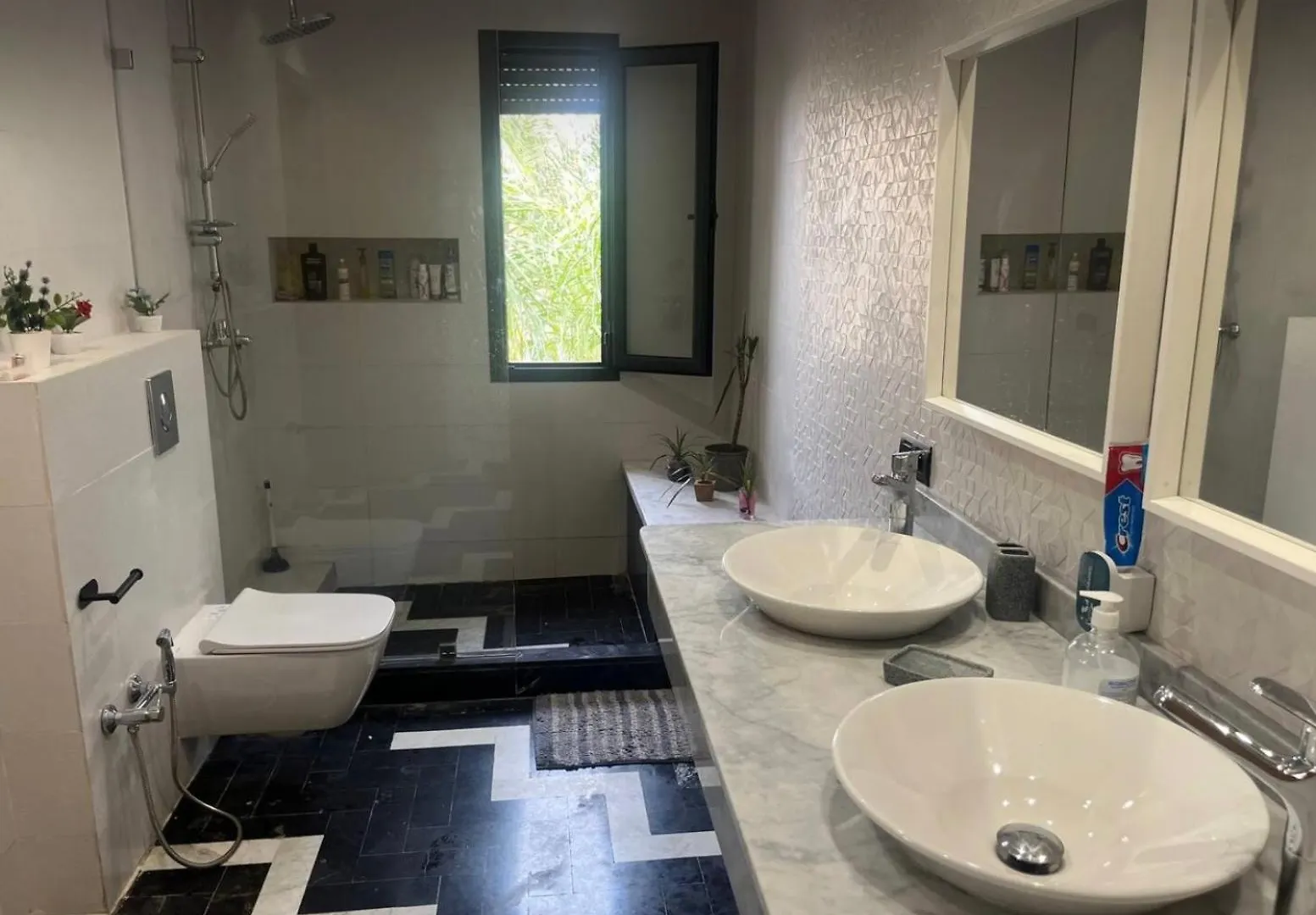 Exotic Vip Villa Family Only -Service Chambre,Billard,Ping-Pong,Piscine Privee Chauffee Sur Demande Marrakesh